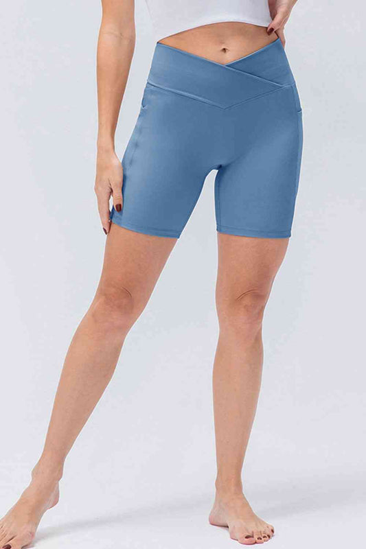 BaraTrain V-Waist Bike Shorts