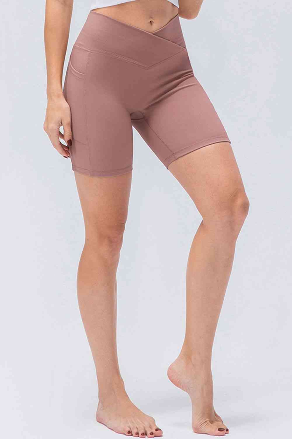 BaraTrain V-Waist Bike Shorts