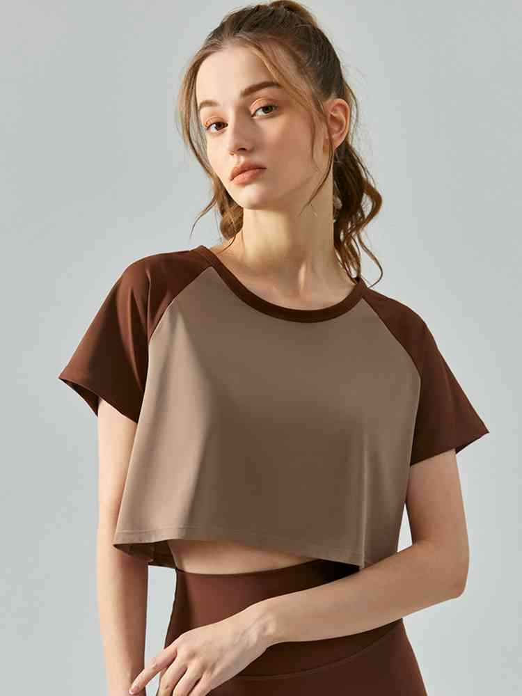 Round Neck Raglan Sleeve Cropped Sports Top