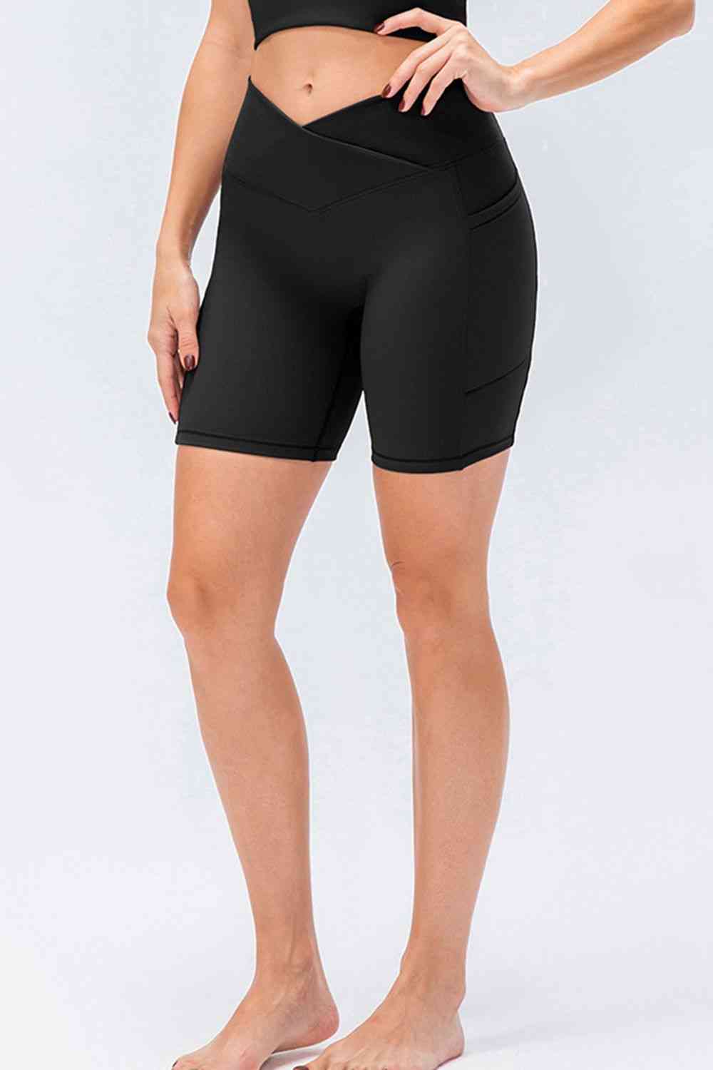 BaraTrain V-Waist Bike Shorts