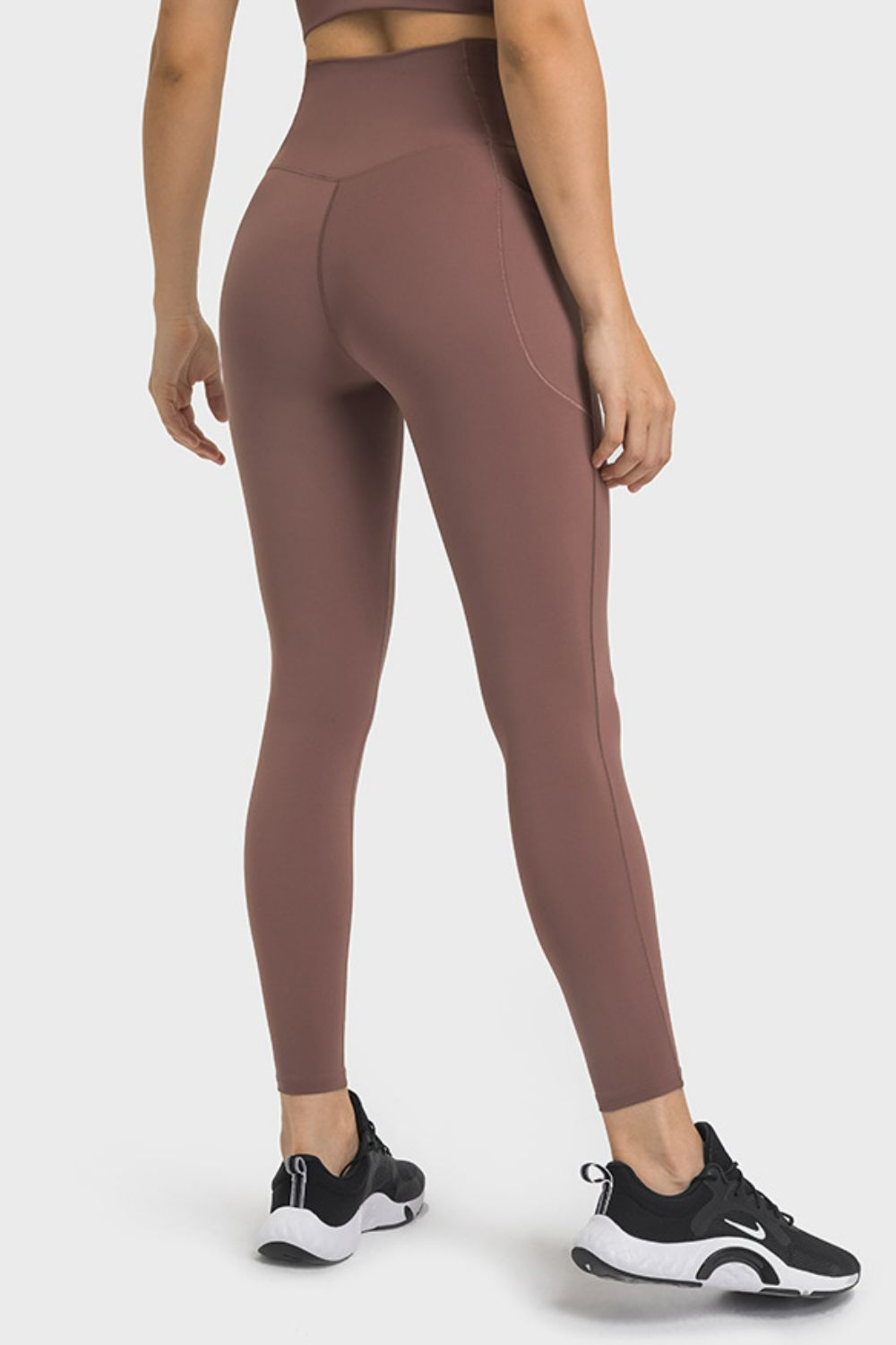 GlamFit V-Waist Yoga Leggings with Pockets